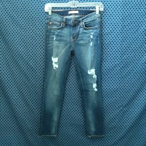 Angry Rabbit - Juniors premium stretch, lowrise, dark wash skinny jeans. Size- 3